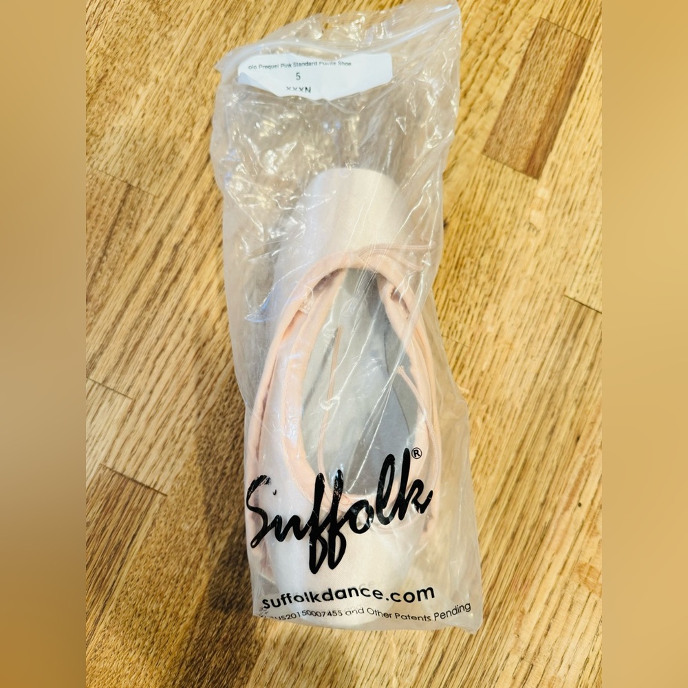 Suffolk Solo Prequel pointe shoes size 5 XXXN